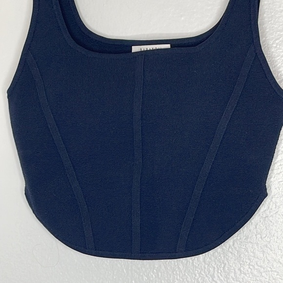 ARITZIA BABTON Sculpt Knit High Low Navy Crop Tank Top Size Medium - Picture 2 of 7